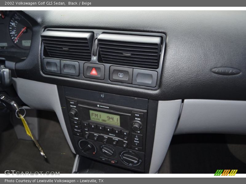 Black / Beige 2002 Volkswagen Golf GLS Sedan