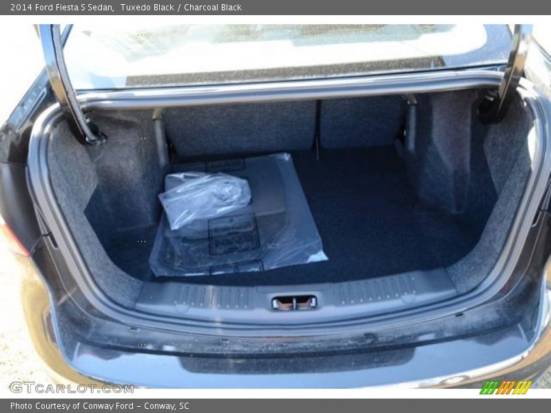 Tuxedo Black / Charcoal Black 2014 Ford Fiesta S Sedan