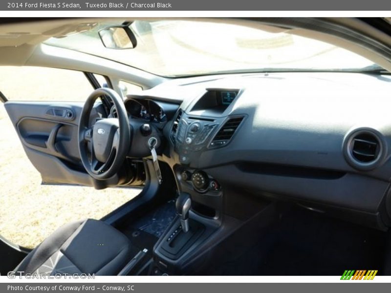 Tuxedo Black / Charcoal Black 2014 Ford Fiesta S Sedan