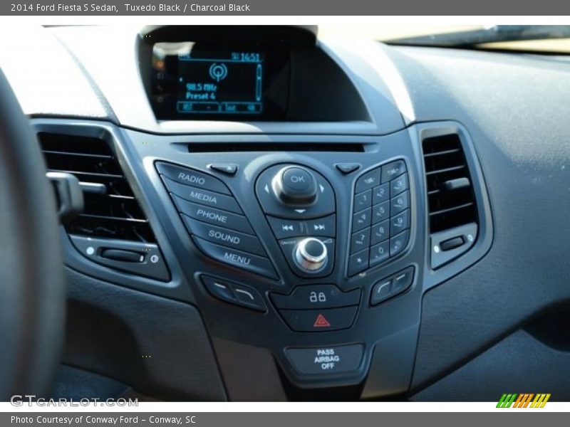 Tuxedo Black / Charcoal Black 2014 Ford Fiesta S Sedan