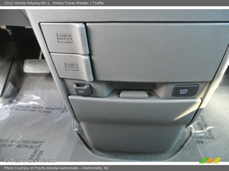 Smoky Topaz Metallic / Truffle 2012 Honda Odyssey EX-L
