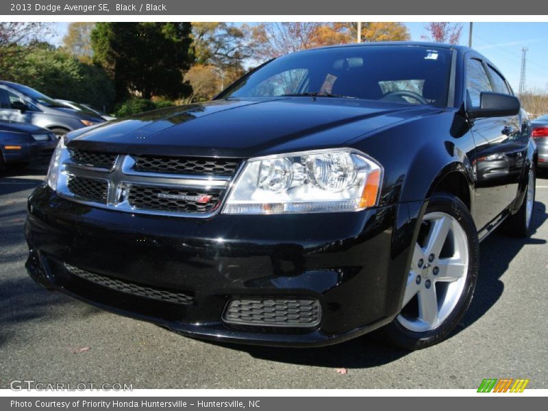 Black / Black 2013 Dodge Avenger SE