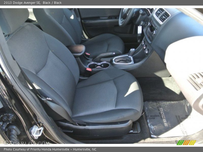 Black / Black 2013 Dodge Avenger SE
