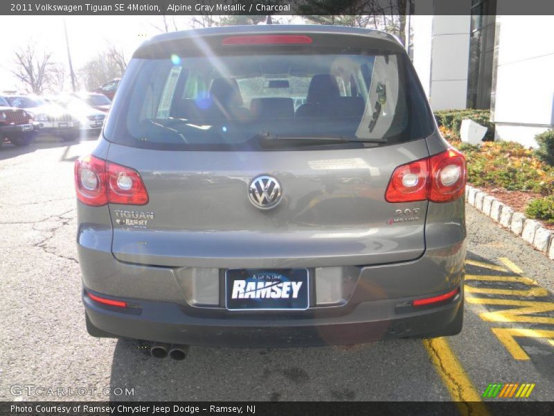 Alpine Gray Metallic / Charcoal 2011 Volkswagen Tiguan SE 4Motion