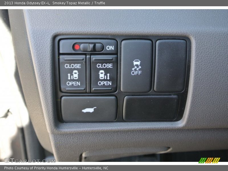 Smokey Topaz Metallic / Truffle 2013 Honda Odyssey EX-L