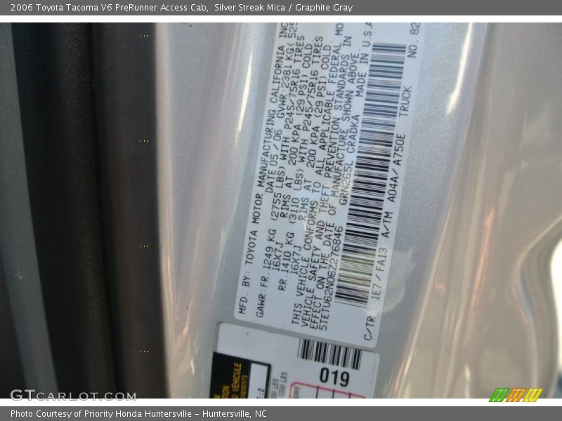 Silver Streak Mica / Graphite Gray 2006 Toyota Tacoma V6 PreRunner Access Cab