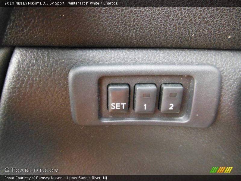Winter Frost White / Charcoal 2010 Nissan Maxima 3.5 SV Sport