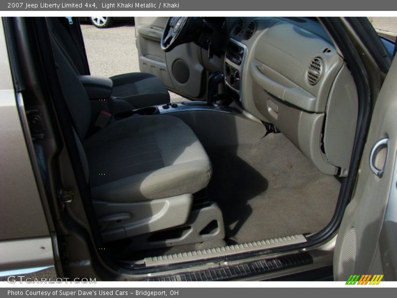 Light Khaki Metallic / Khaki 2007 Jeep Liberty Limited 4x4
