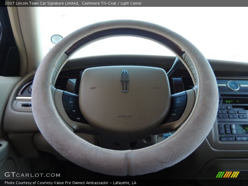 Cashmere Tri-Coat / Light Camel 2007 Lincoln Town Car Signature Limited