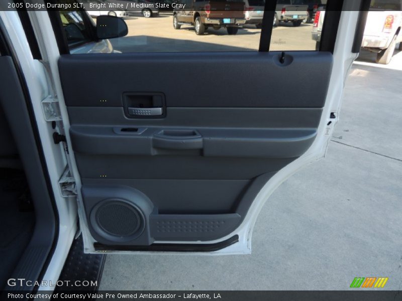 Bright White / Medium Slate Gray 2005 Dodge Durango SLT