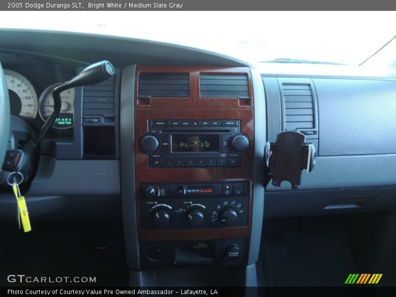 Bright White / Medium Slate Gray 2005 Dodge Durango SLT