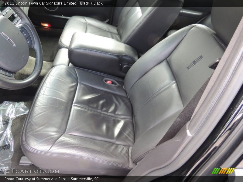 Black / Black 2011 Lincoln Town Car Signature Limited