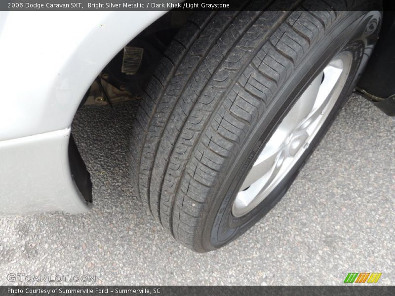 Bright Silver Metallic / Dark Khaki/Light Graystone 2006 Dodge Caravan SXT