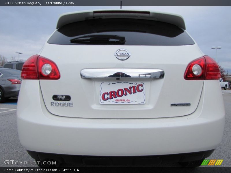 Pearl White / Gray 2013 Nissan Rogue S