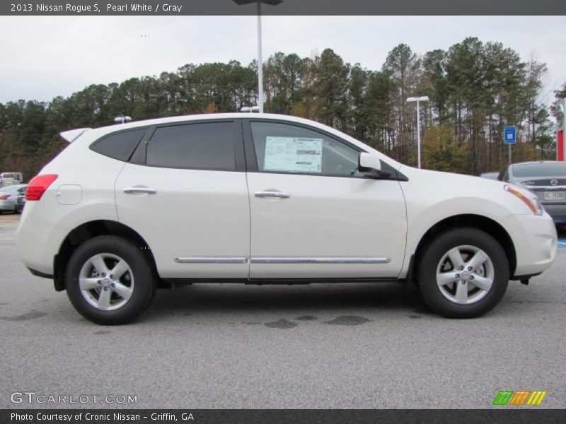 Pearl White / Gray 2013 Nissan Rogue S