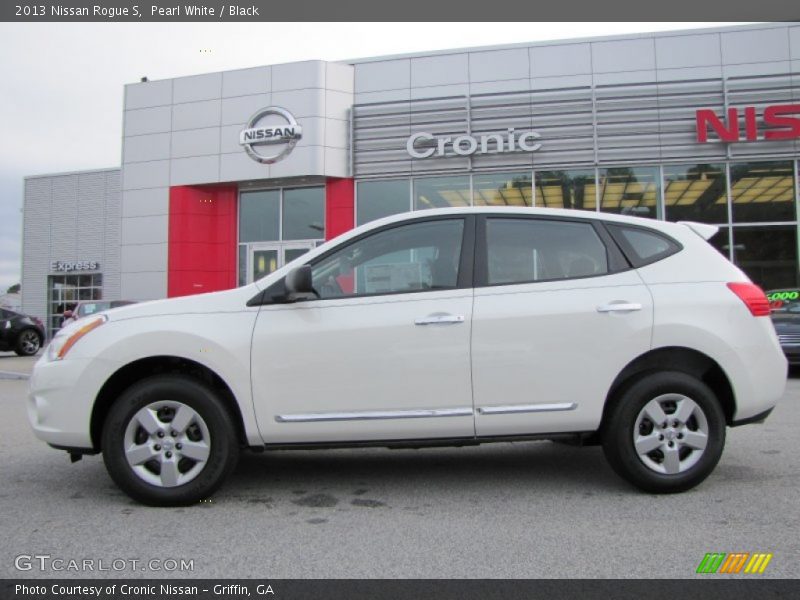 Pearl White / Black 2013 Nissan Rogue S