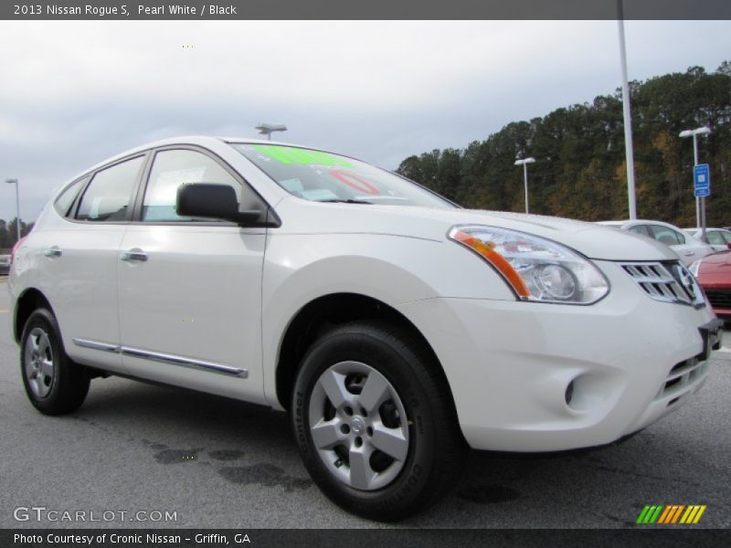 Pearl White / Black 2013 Nissan Rogue S