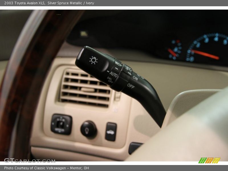 Silver Spruce Metallic / Ivory 2003 Toyota Avalon XLS