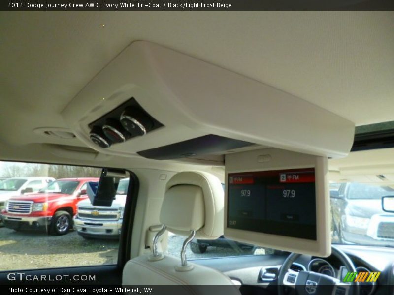 Ivory White Tri-Coat / Black/Light Frost Beige 2012 Dodge Journey Crew AWD