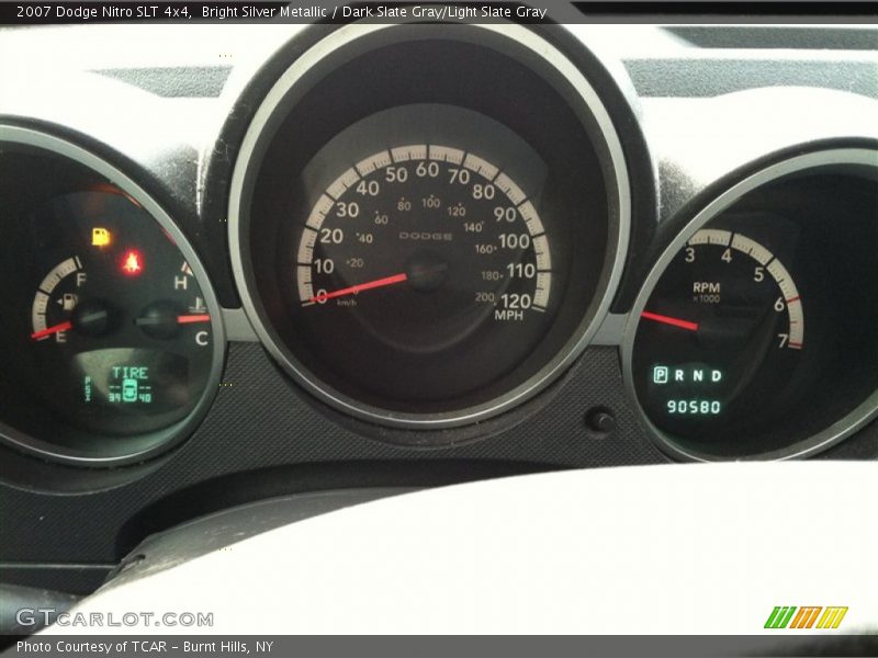 Bright Silver Metallic / Dark Slate Gray/Light Slate Gray 2007 Dodge Nitro SLT 4x4