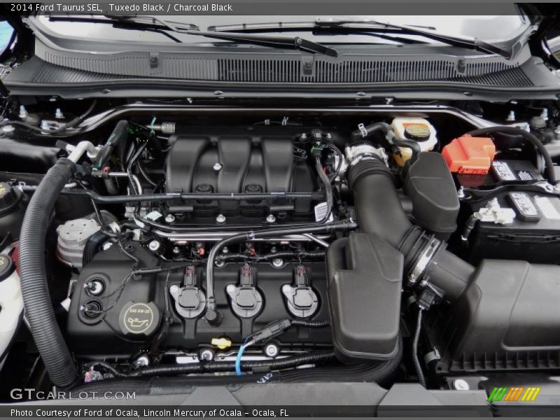 Tuxedo Black / Charcoal Black 2014 Ford Taurus SEL