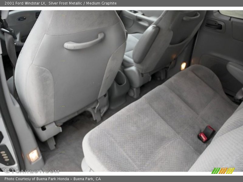 Silver Frost Metallic / Medium Graphite 2001 Ford Windstar LX