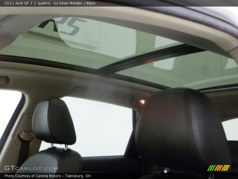 Ice Silver Metallic / Black 2011 Audi Q5 3.2 quattro