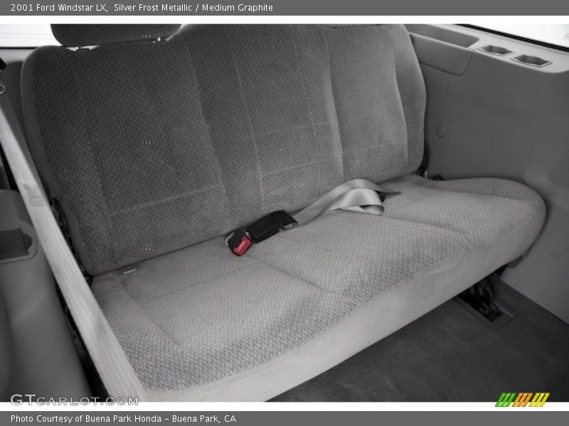 Silver Frost Metallic / Medium Graphite 2001 Ford Windstar LX