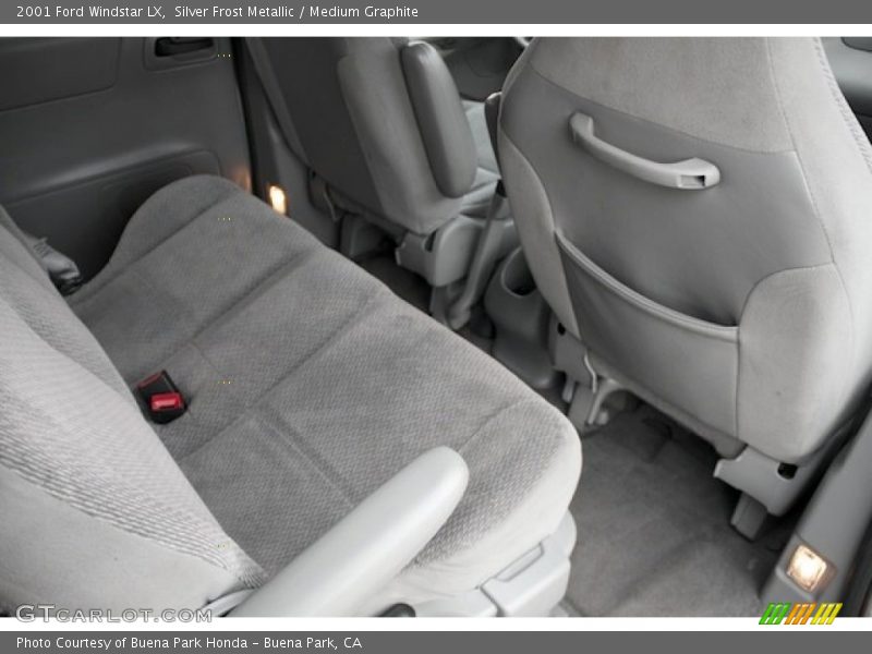 Silver Frost Metallic / Medium Graphite 2001 Ford Windstar LX