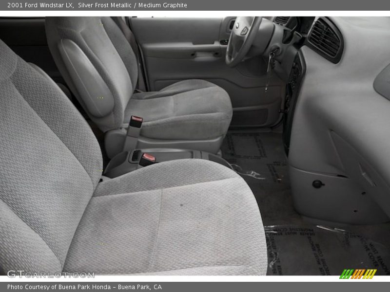 Silver Frost Metallic / Medium Graphite 2001 Ford Windstar LX