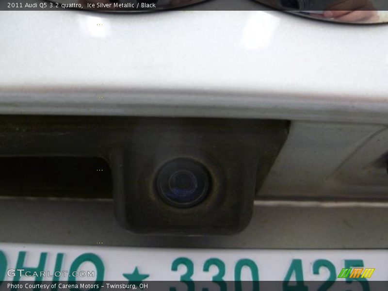 Ice Silver Metallic / Black 2011 Audi Q5 3.2 quattro