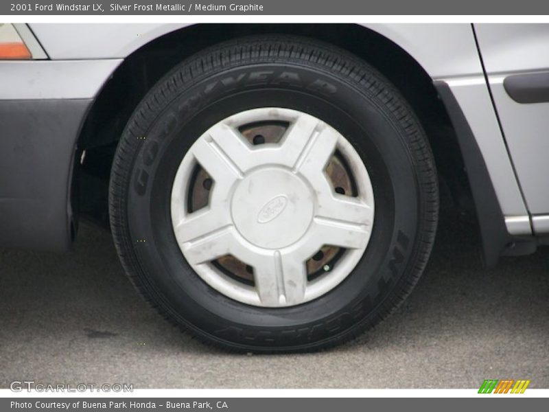 Silver Frost Metallic / Medium Graphite 2001 Ford Windstar LX