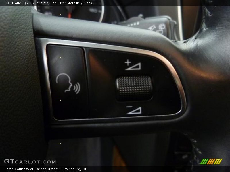 Ice Silver Metallic / Black 2011 Audi Q5 3.2 quattro
