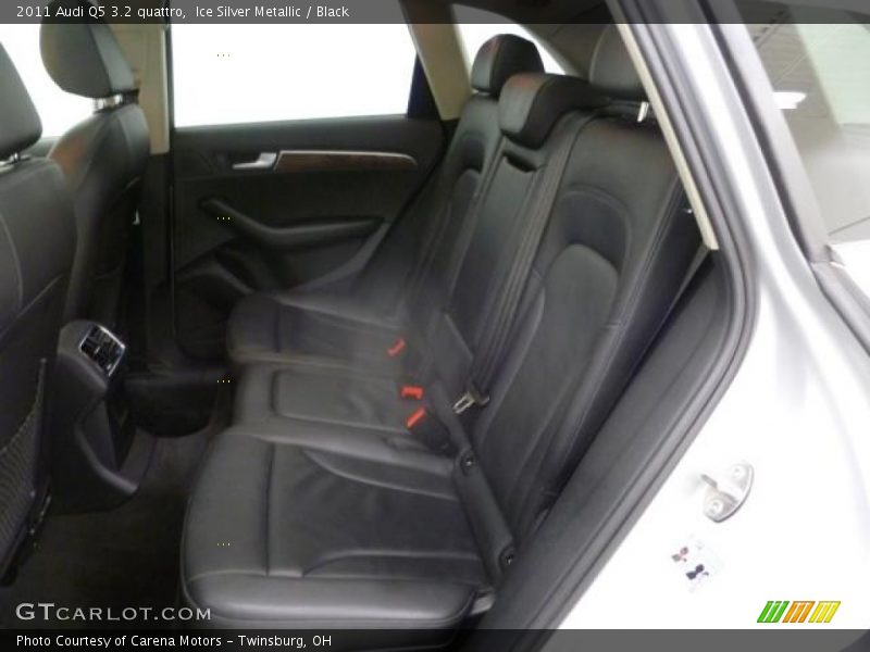 Ice Silver Metallic / Black 2011 Audi Q5 3.2 quattro