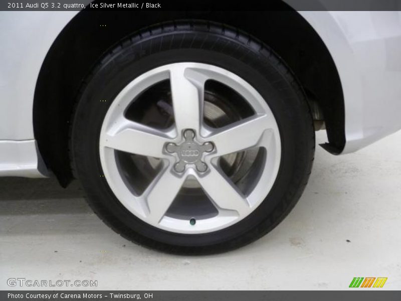 Ice Silver Metallic / Black 2011 Audi Q5 3.2 quattro