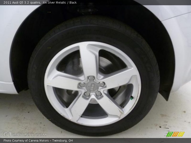 Ice Silver Metallic / Black 2011 Audi Q5 3.2 quattro