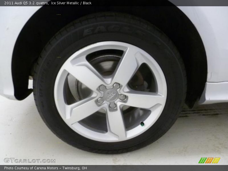 Ice Silver Metallic / Black 2011 Audi Q5 3.2 quattro