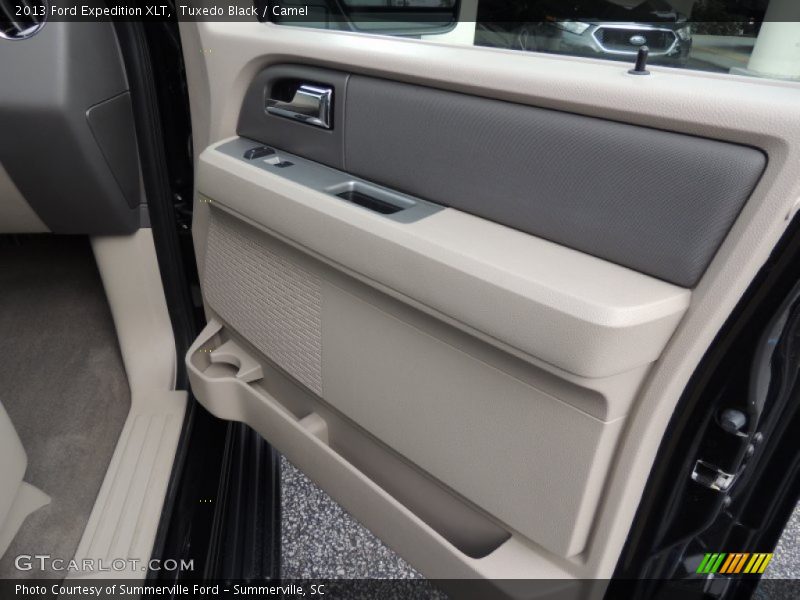Tuxedo Black / Camel 2013 Ford Expedition XLT