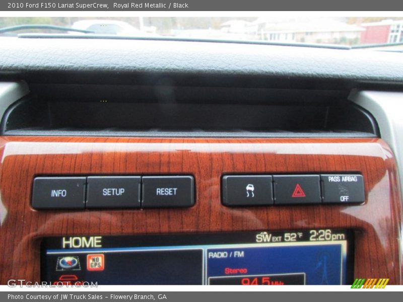 Royal Red Metallic / Black 2010 Ford F150 Lariat SuperCrew