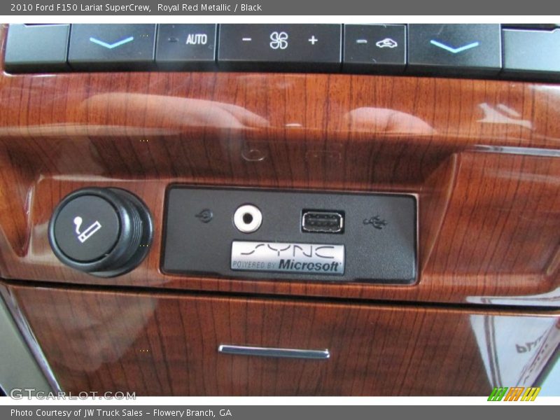 Royal Red Metallic / Black 2010 Ford F150 Lariat SuperCrew