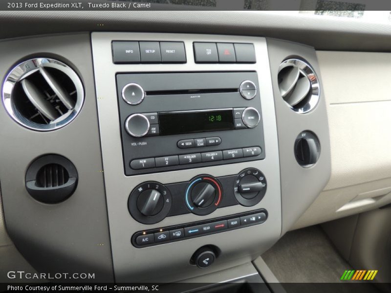 Tuxedo Black / Camel 2013 Ford Expedition XLT