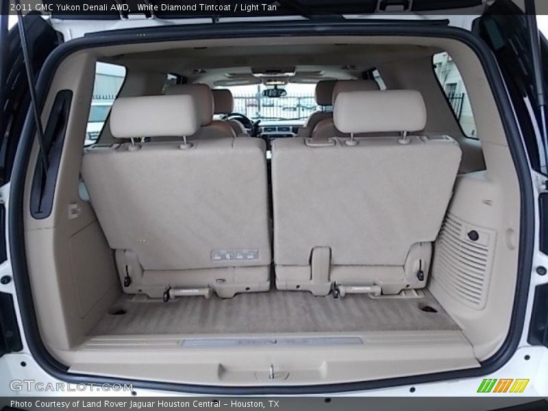  2011 Yukon Denali AWD Trunk