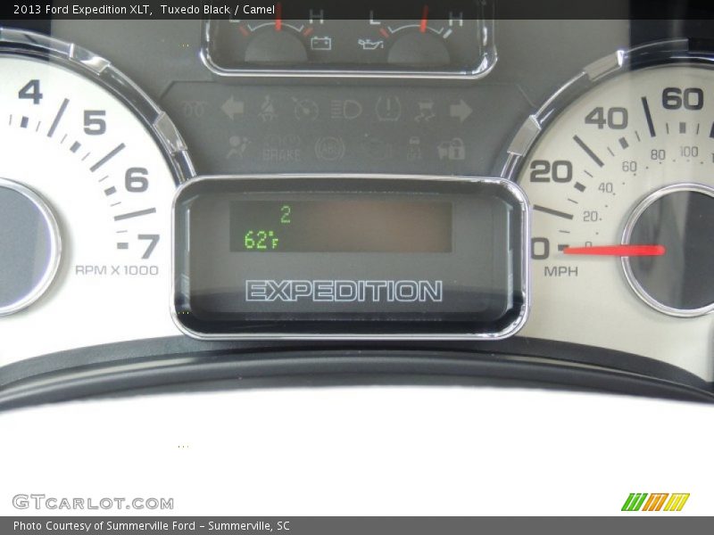 Tuxedo Black / Camel 2013 Ford Expedition XLT