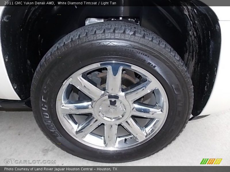 White Diamond Tintcoat / Light Tan 2011 GMC Yukon Denali AWD
