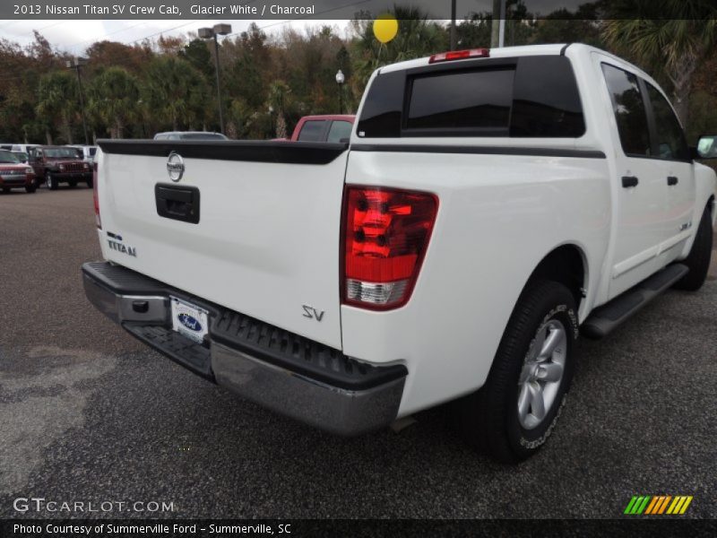 Glacier White / Charcoal 2013 Nissan Titan SV Crew Cab