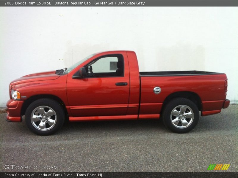 Go ManGo! / Dark Slate Gray 2005 Dodge Ram 1500 SLT Daytona Regular Cab