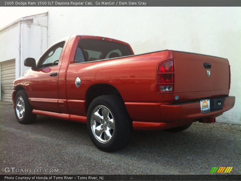 Go ManGo! / Dark Slate Gray 2005 Dodge Ram 1500 SLT Daytona Regular Cab
