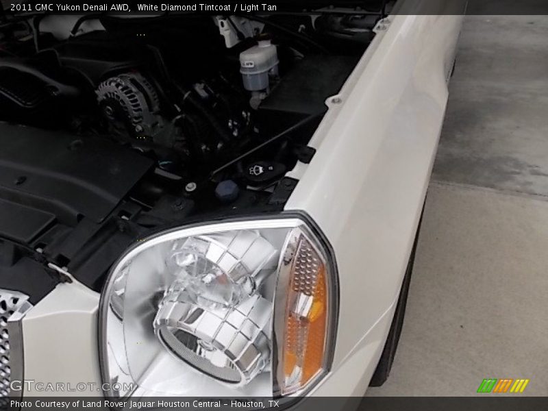 White Diamond Tintcoat / Light Tan 2011 GMC Yukon Denali AWD