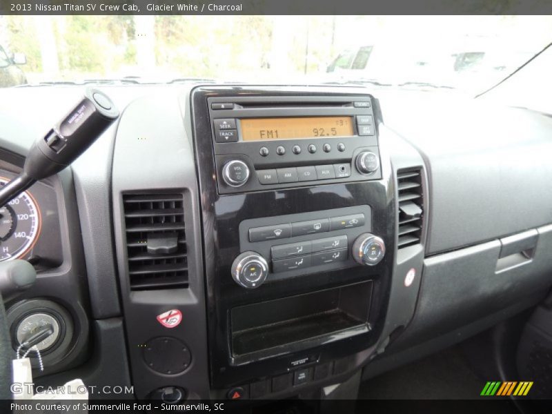 Controls of 2013 Titan SV Crew Cab