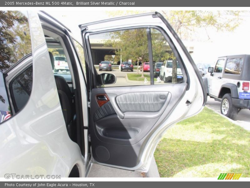 Brilliant Silver Metallic / Charcoal 2005 Mercedes-Benz ML 500 4Matic
